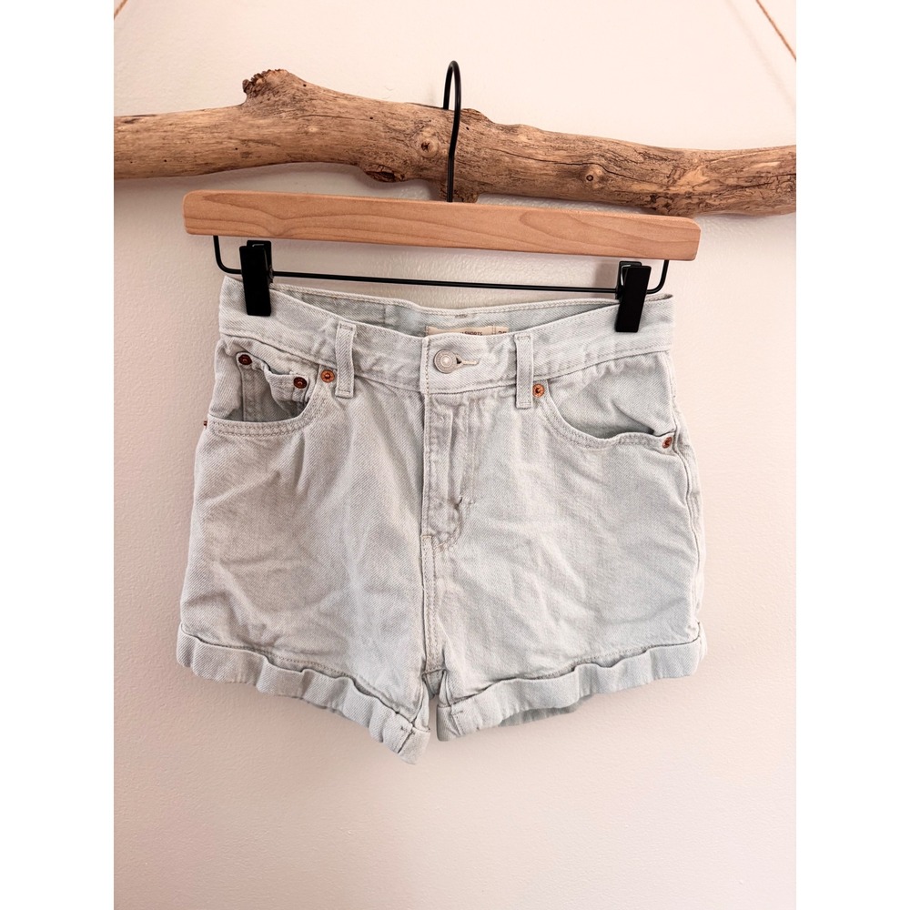 Levis A-Line Mom Shorts Womens 25 Light Wash Denim High Waisted Rolled Cuff